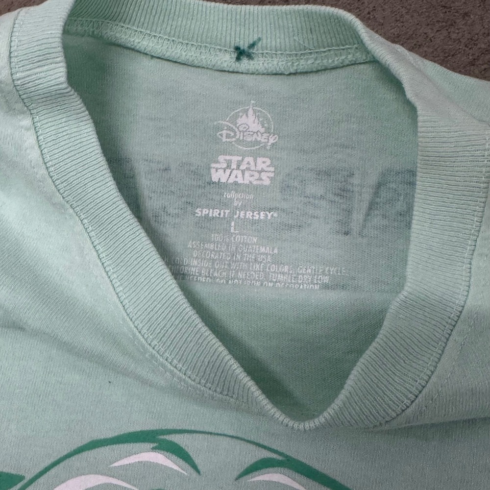 Disney Star Wars The Mandalorian Grogu Spirit Jersey Mint Green Large L - Picture 3 of 3